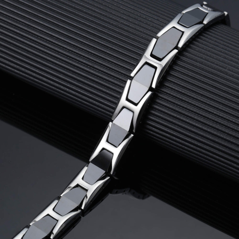 
                  
                    Ceramic and Stainless Steel Magnetic Bracelet. 2 Colors available. Model CEB044
                  
                